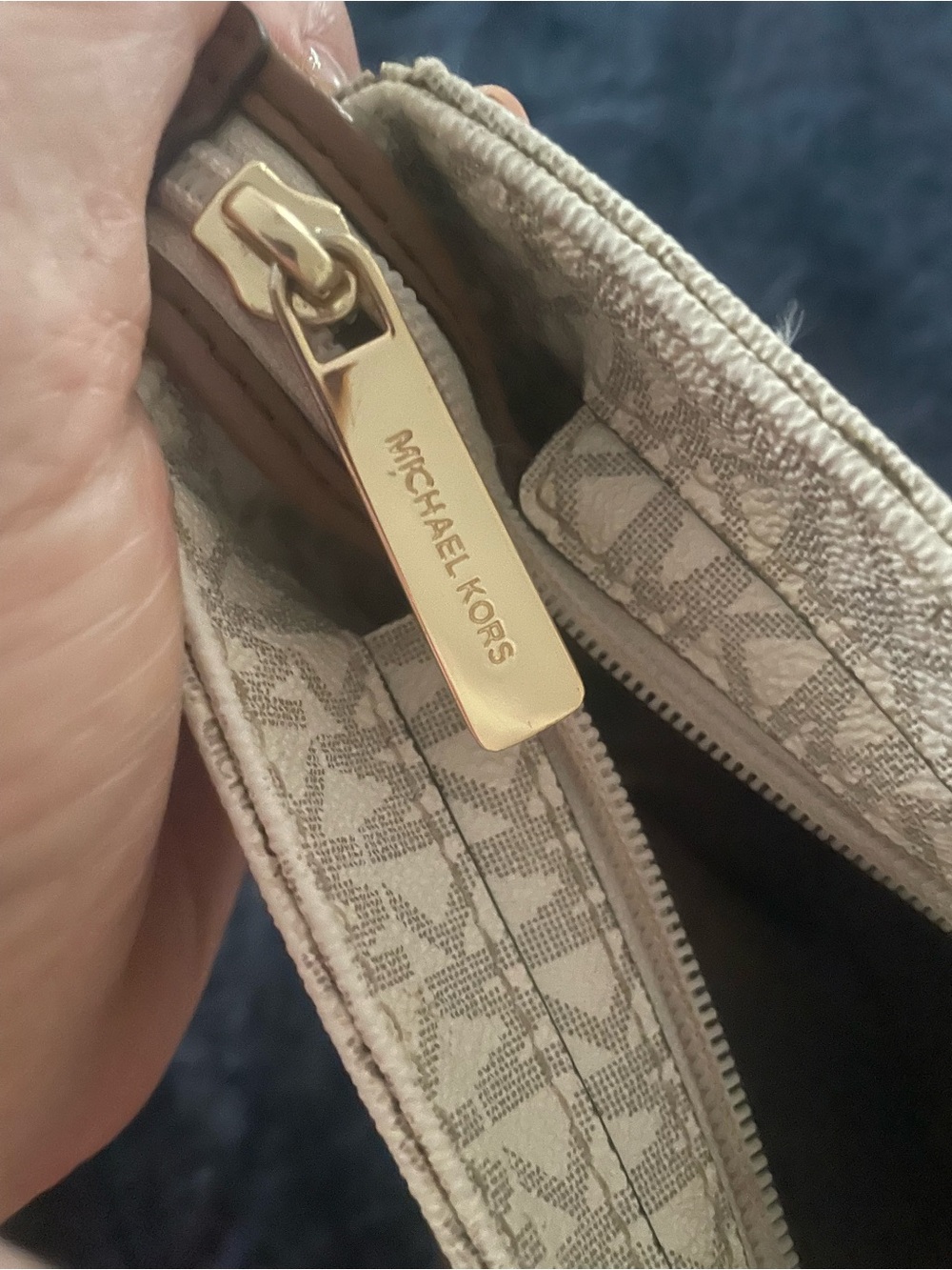 Michael Kors Cream Logo Shoulder Bag with Brown Strap - Picture 8 of 11